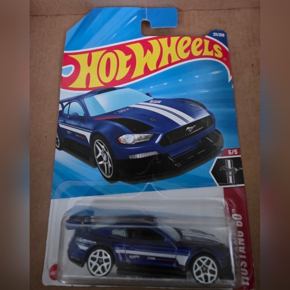 Mustang 60 Mattel Hot Wheels